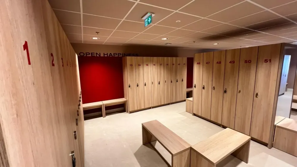 Vestiaires rouges