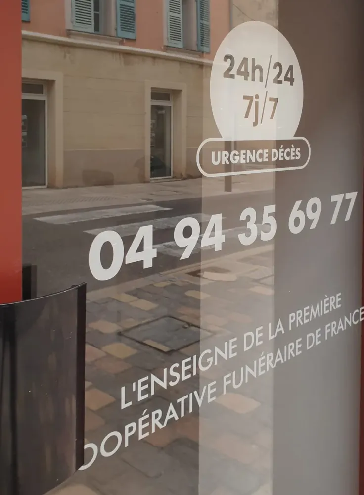 signalétique-exterieure-autour-de-toulon (9)webp